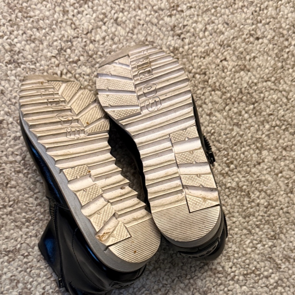 Sorel Women's Black Leather Boots - Picture 3 of 5